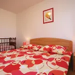 Stunning In With Kitchen פורץ