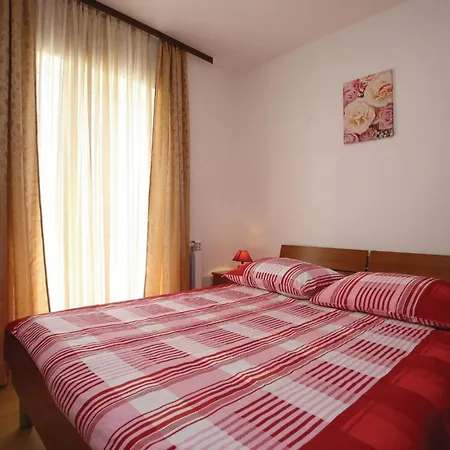 Stunning In With Kitchen בית נופש *