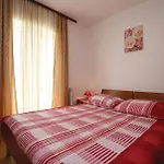 Awesome Home In Porec Сasa de vacaciones *