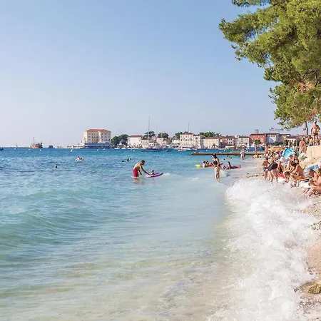 Сasa de vacaciones Stunning In With Kitchen