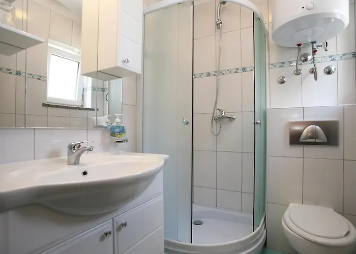 Stunning In With Kitchen *