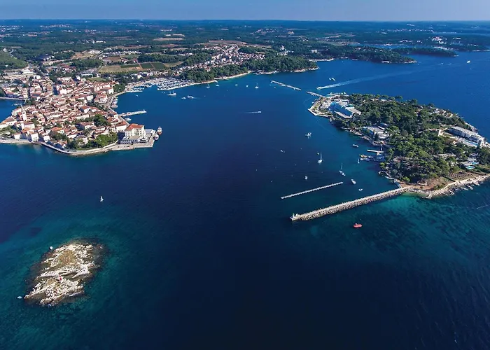 Ferienhaus Stunning In With Kitchen Poreč