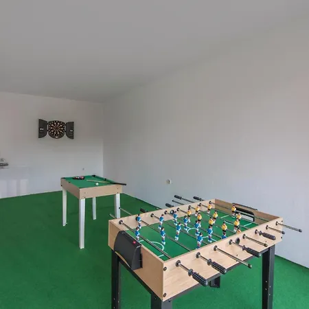 Stunning In With Kitchen * بوريتش