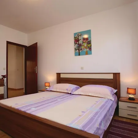 بيت للعطل Stunning In With Kitchen بوريتش